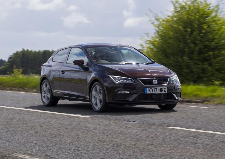  Seat Leon SC FR 2017 года  (UK) (фото 22 из 31)